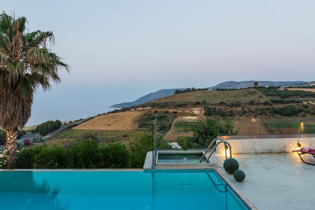 Sea View Villas Episkopi  ภายนอก รูปภาพ
