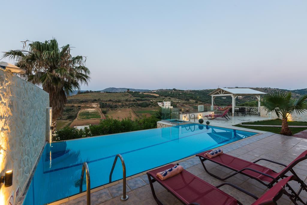 Sea View Villas Episkopi  ภายนอก รูปภาพ